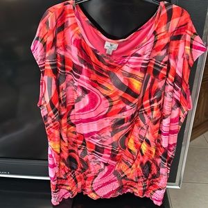 Colorful sleeveless top … Super cute!